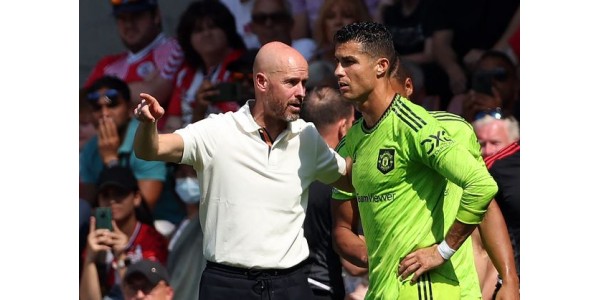 CRISTIANO RONALDO hoopt dat Manchester United helemaal opnieuw kan beginnen